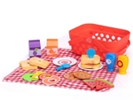 99: Pretendables Picnic Basket Set