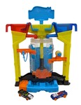 Hot Wheels Stunt Splash Car Wash