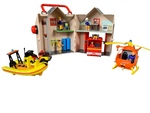 2278: Fireman Sam with Fire Station