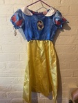 Dress ups - Snow White dress