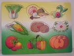  Wooden Puzzle -- Vegetable