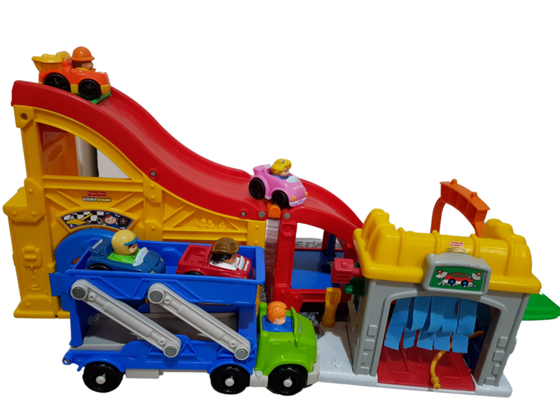 T1-66: Race Track with acessories_Little People
