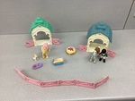 Fisher-Price Loving Family Pony & Stable Set