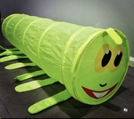 Worm Play Tunnel 