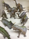 12 Large Dinosaurs