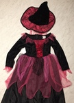 Witch costume (size 6-7)