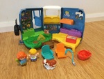Little People Song & Sound Camper