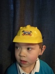 yellow hard hat