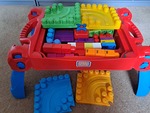 Mega bloks Table and bloks