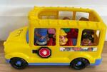 Fisher Price school bus with 7 people