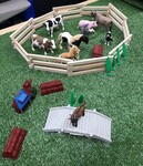 Small Worlds-Farm Animals