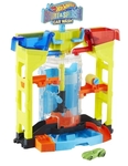 Hot Wheels Stunt and Splash Car Wash