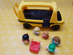 TODDLE TOTS SCHOOL BUS