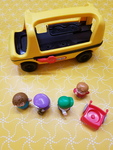 TODDLE TOTS SCHOOL BUS