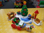 LIL PEOPLE XMAS PLAYGROUND