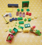 DINOSAUR TRAIN (MEGA BLOCKS)