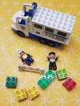DUPLO POLICE