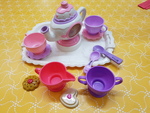 TEA SET & TRAY