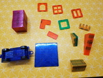 MAGNETIC TILES WITH 2 CAR BASES
