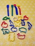 PLAYDOUGH SET