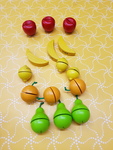WOODEN FRUIT