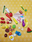 Magnetic Food Set
