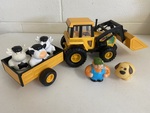 I5 002: Farm Tractor with Loader & Trailer 