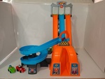 Hotwheels Little People racing loops tower
