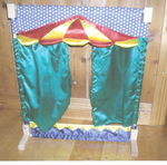 MATERIAL PUPPET THEATRE