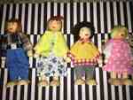 WOODEN FAMILY 1 - 4 DOLLS