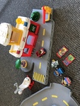 Little people airport (small parts separate)