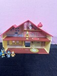 Bluey House with Heeler Family