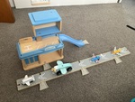 789: Wooden Airport Set