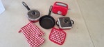 Red kitchen set