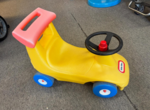 Ride-On Car
