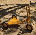 Scooter 3 wheel yellow