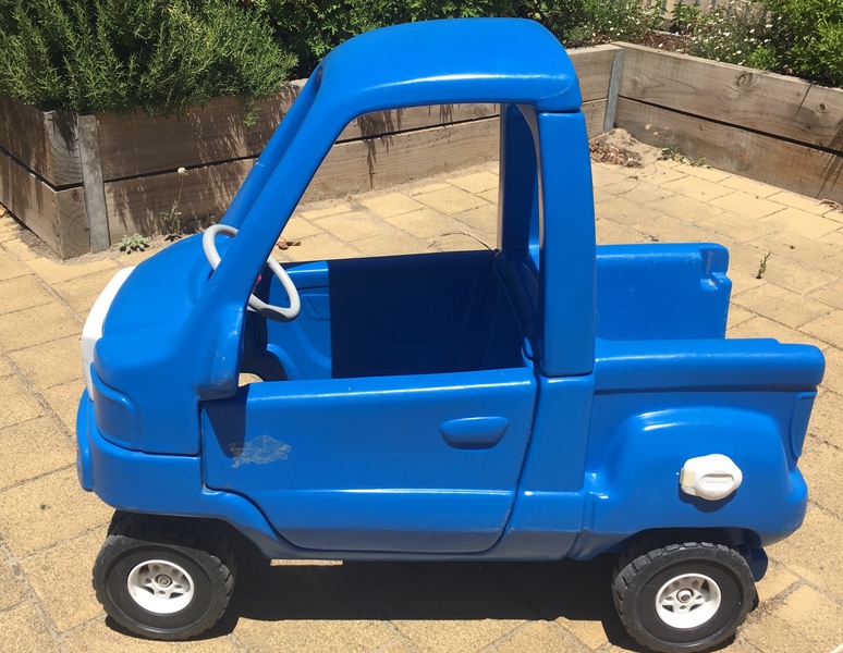 APL292: Little Tikes Blue Pick Up