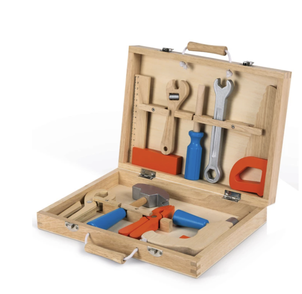 E517: Wooden Tool Set
