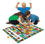 MAISY'S GIANT SNAKES & LADDERS