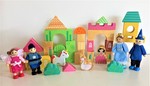 CASTLE BLOCK SET with figurines