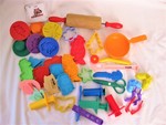 PLAYDOUGH SET