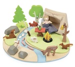 Tender Leaf Wildlife Camping Play Set