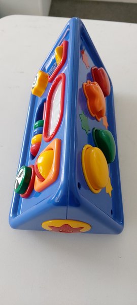 588: Baby Activity and Shape Sorter