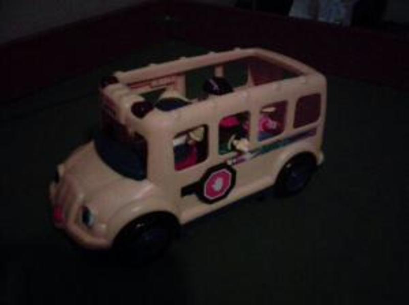 253: Little People School Bus