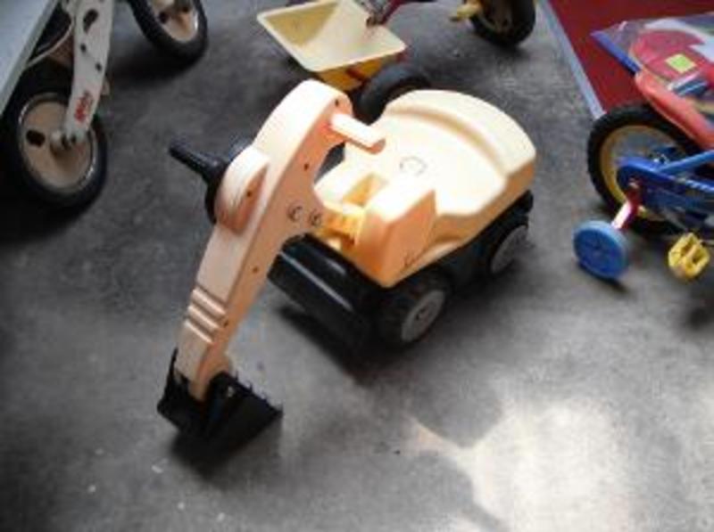 314: Yellow Sand Pit Digger