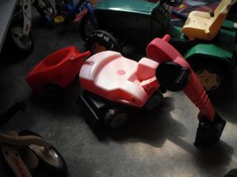 315: Big Red Sandpit Digger