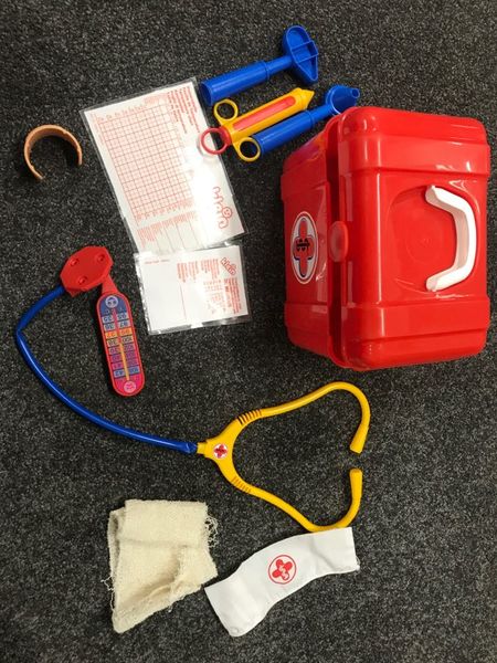 702: Doctors Tool Case