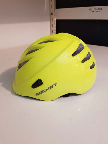 737: Bike helmet 4 years plus