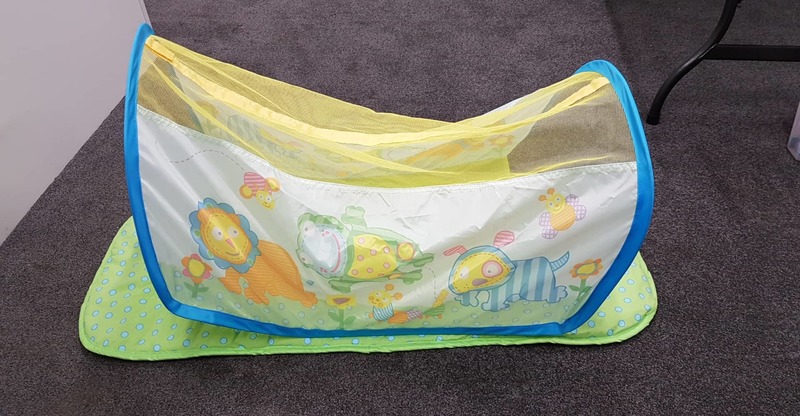 747: Tunnel, Mat and Mirror Set 