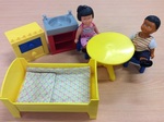 FAMILY DOLL PLAY SET